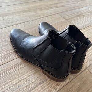 Black Leather Chelsea Boots
